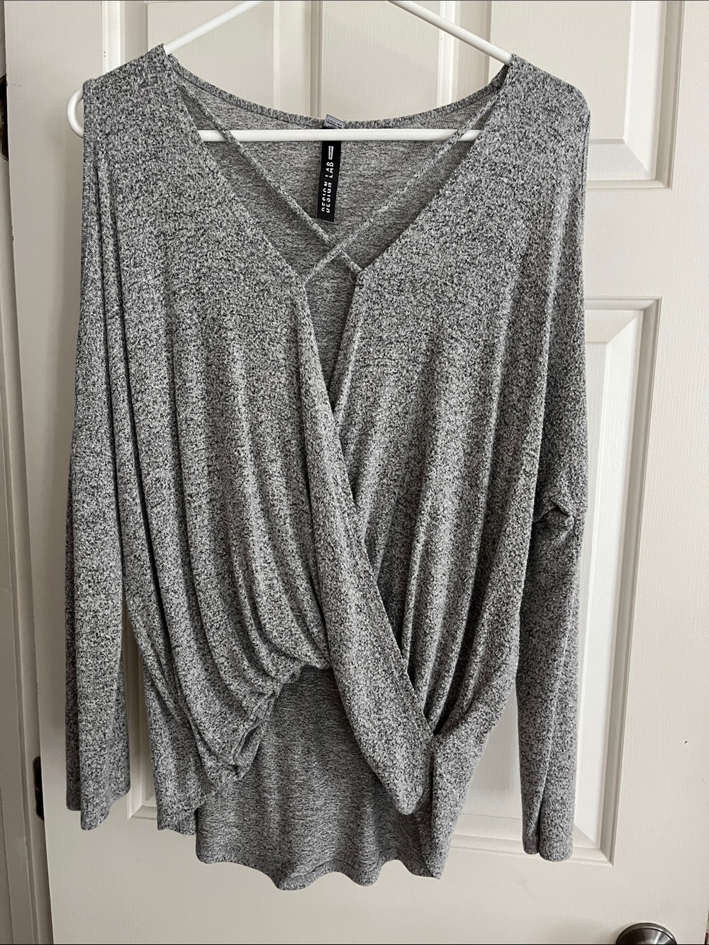 Design Lab Lord & Taylor Gray Marled Draped Wrap-Front Long Sleeve Top